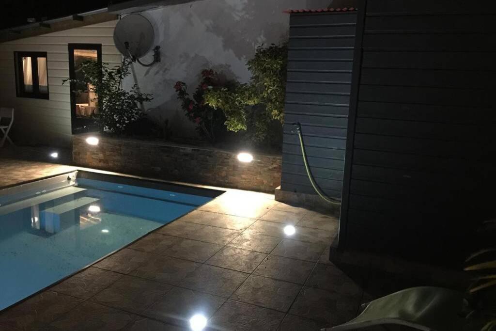 Ylang Residence Avec Piscine Chauffee & Jacuzzi Le Patelin Kültér fotó