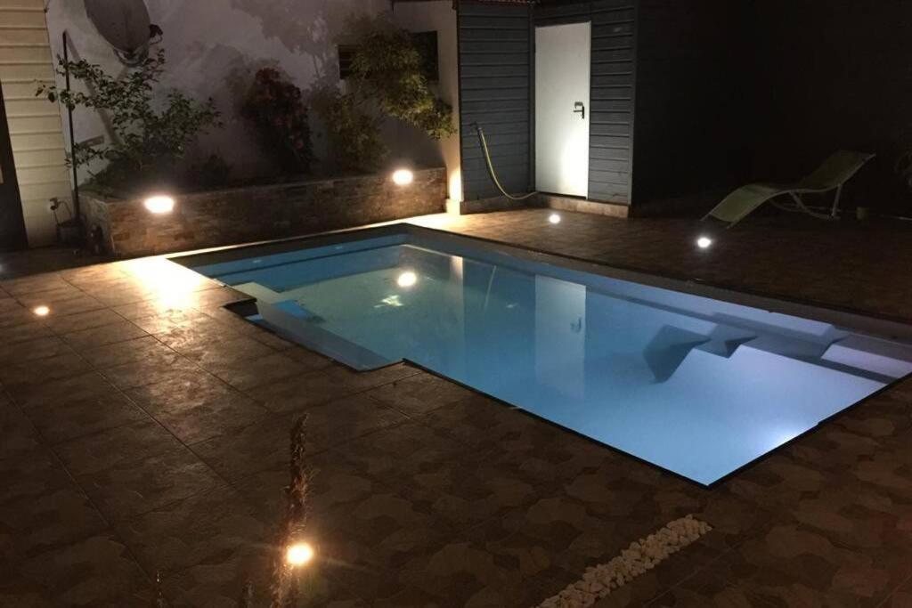 Ylang Residence Avec Piscine Chauffee & Jacuzzi Le Patelin Kültér fotó